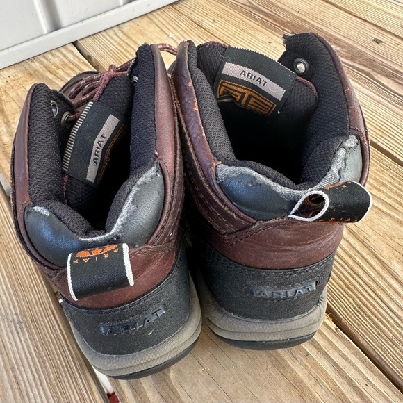 Women’s Ariat Terrain Cordovan Leather Trail Riding Boots Size 7.5 - Picture 3 of 9